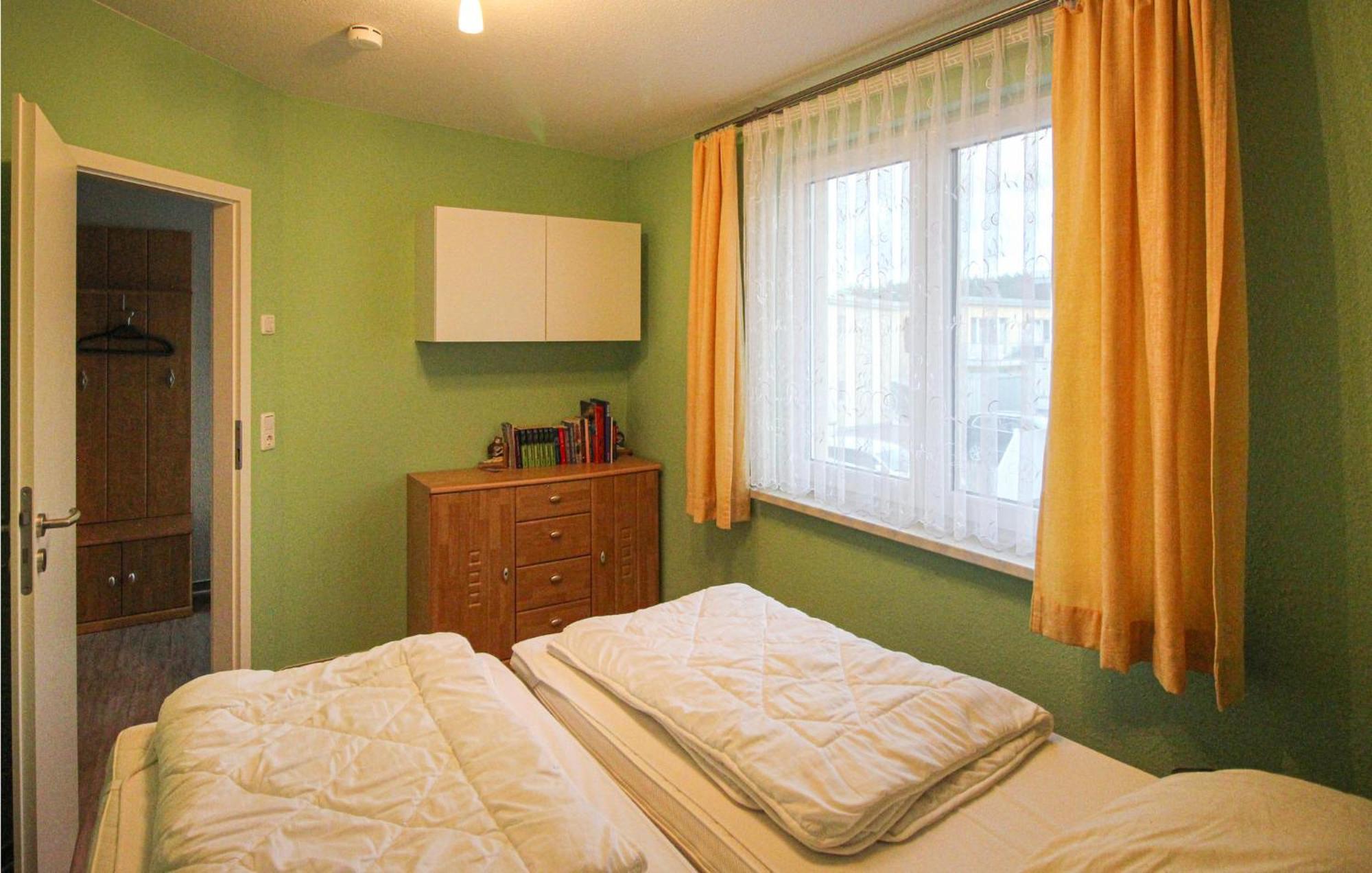 Stunning Apartment In Graal-Mueritz With Kitchen Екстериор снимка